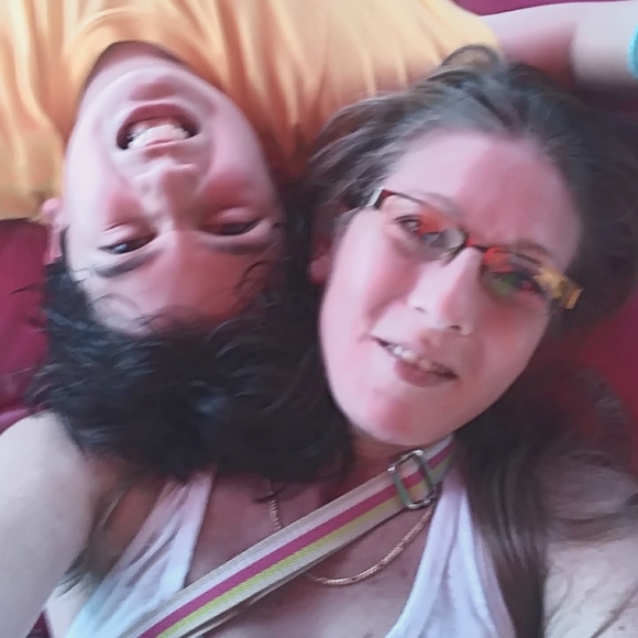 Meet your Posher, Ali - Picture 2 of 2